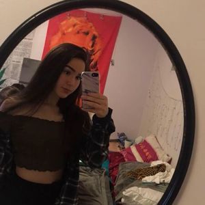 Meet your Posher, Tanisha